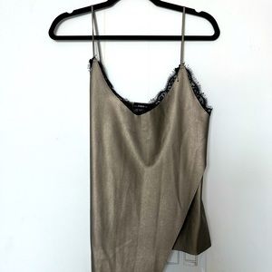 Zara beautiful top in leather with lace on the border